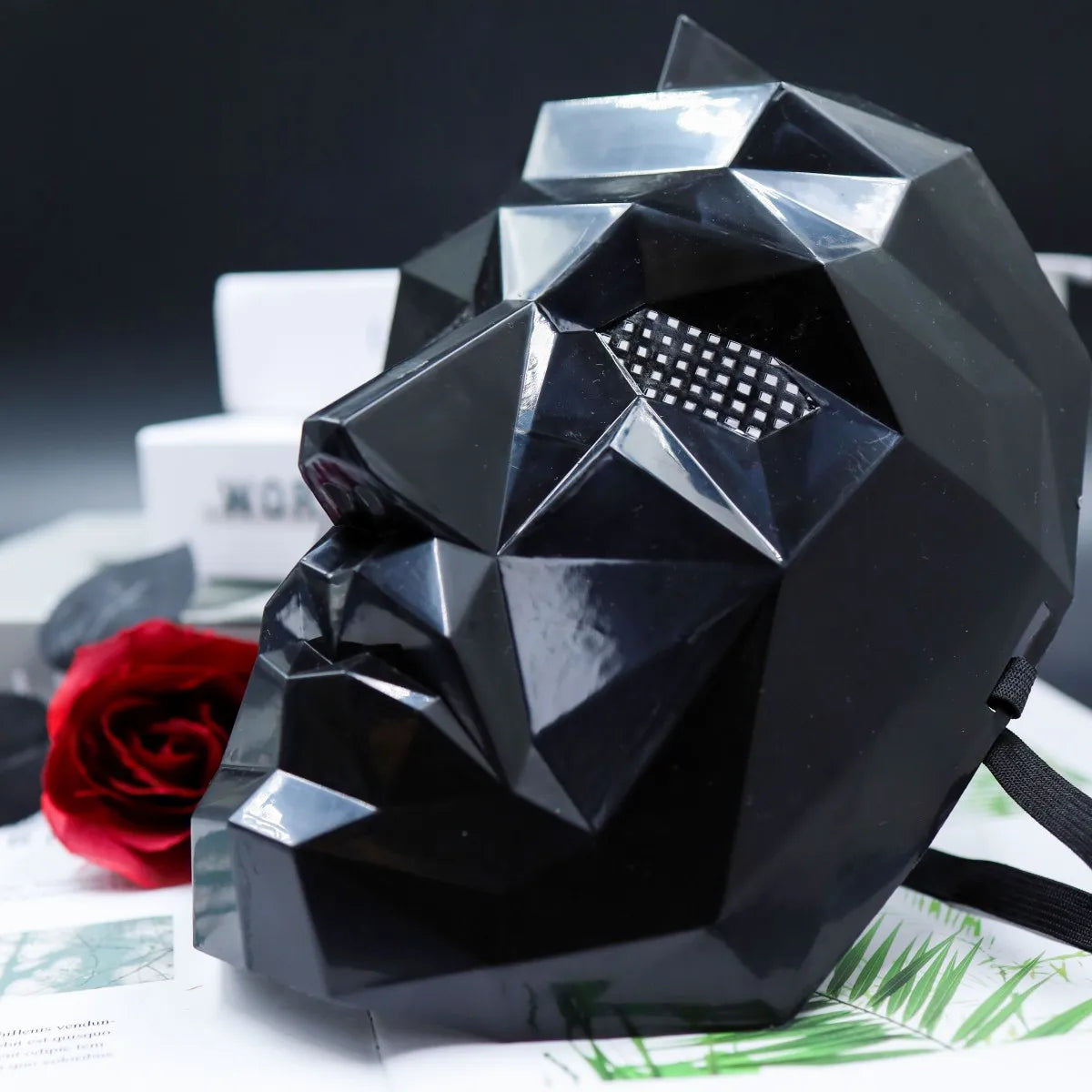 A black decorative mask, featuring a festive design, is ideal for cosplay parties, gala events, and decorative purposes.